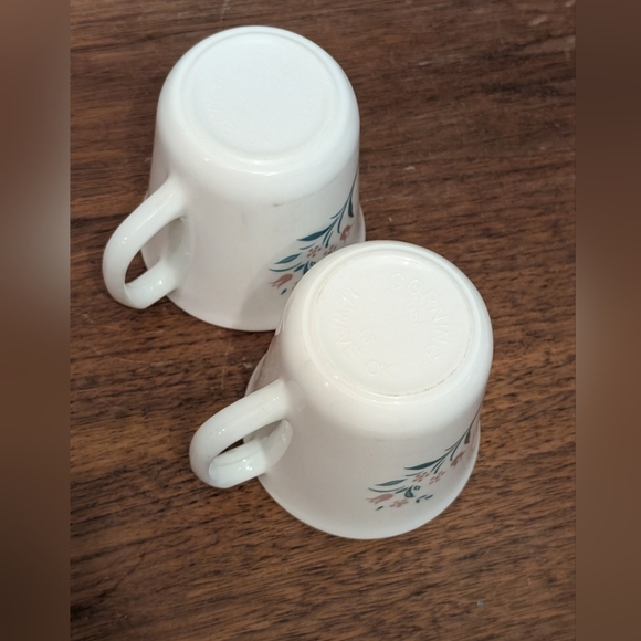 Vintage Corning Ware Coffee Mugs - Set of 2 - Made in USA - Microwave Safe - Picture 3 of 3